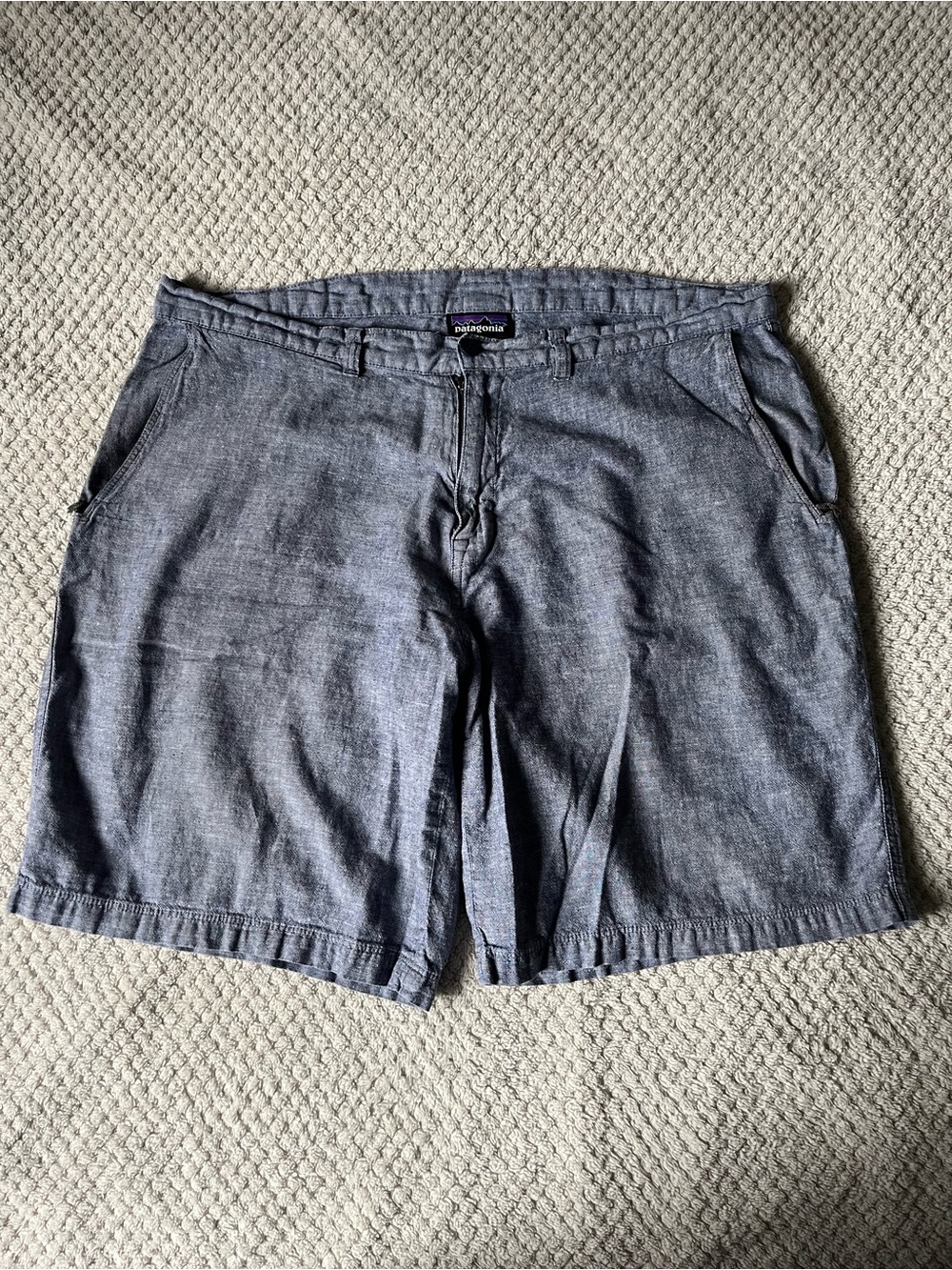 Patagonia Men's Recycled Polyester Wavefarer Boardshorts Shorts Gray Waist 38